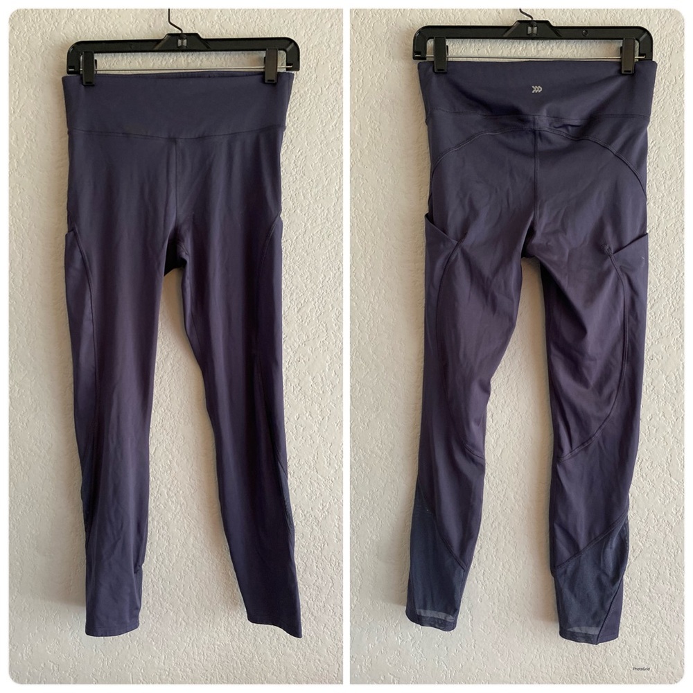 Gray High-Waisted Leggings
